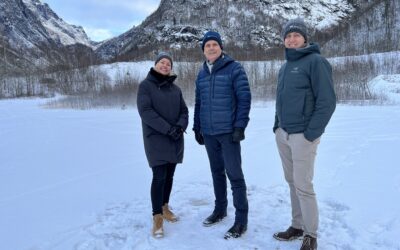 Benchmark signerer opsjon for tomt i Ulvik for en mulig produksjonsutvidelse i Sør-Norge